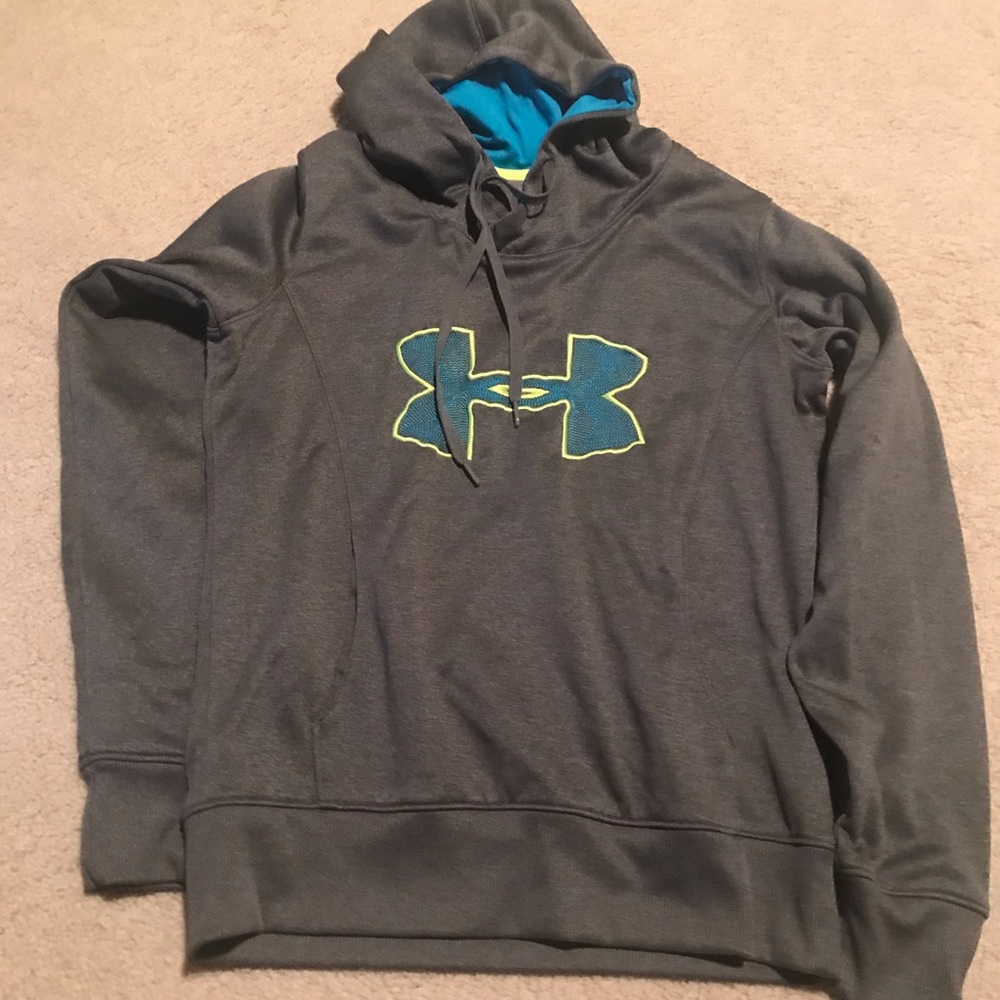 Under Armour sweatshirt